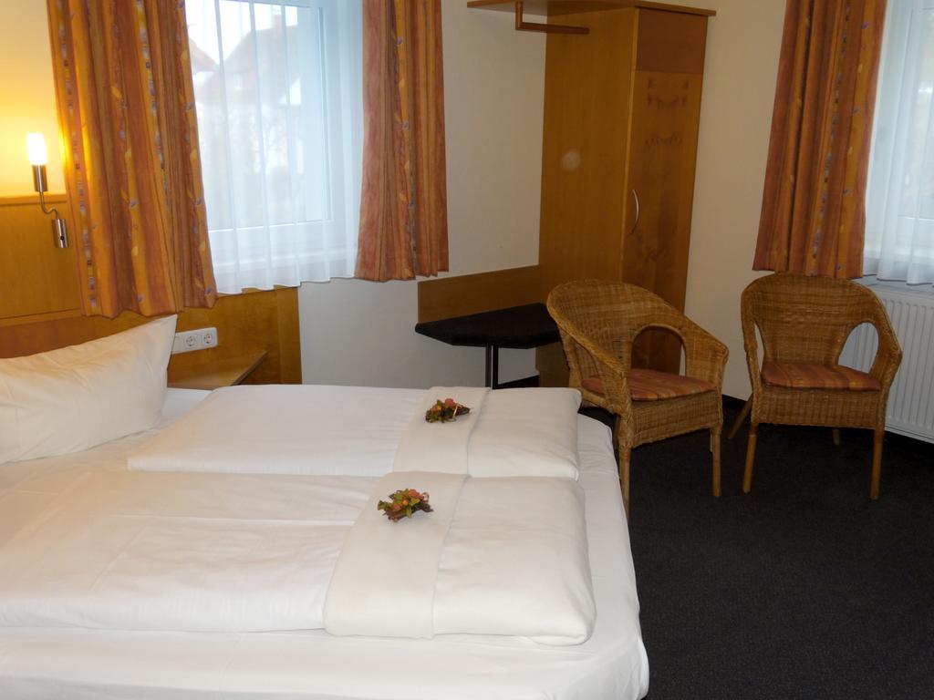 Hotel Sonne - Haus 2 Идштайн Номер фото