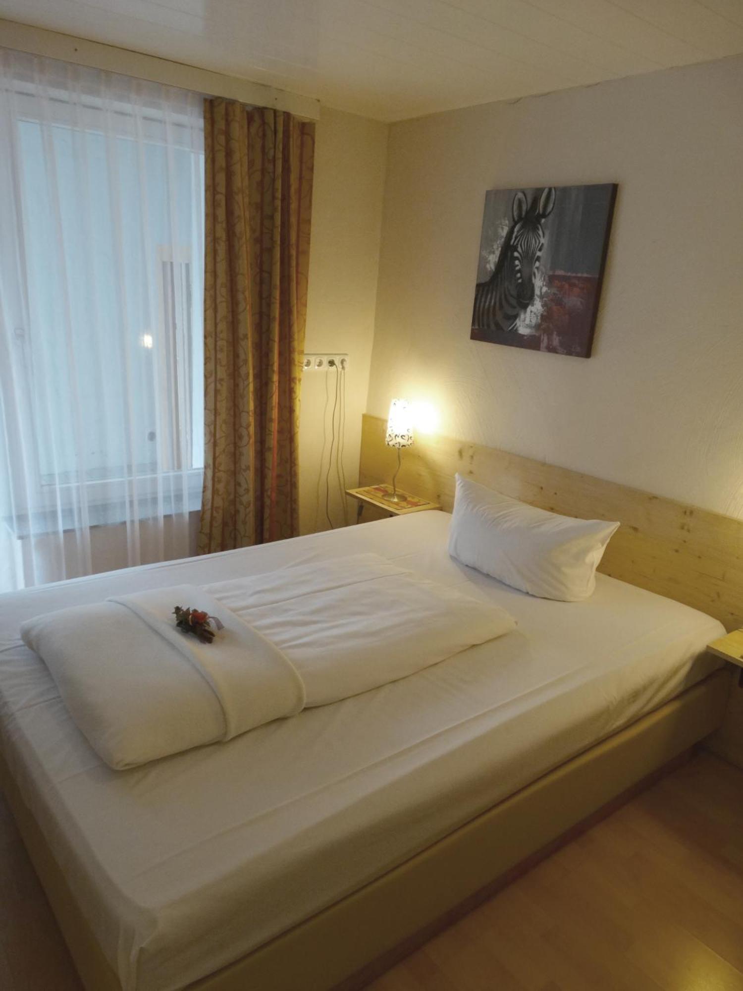 Hotel Sonne - Haus 2 Идштайн Номер фото