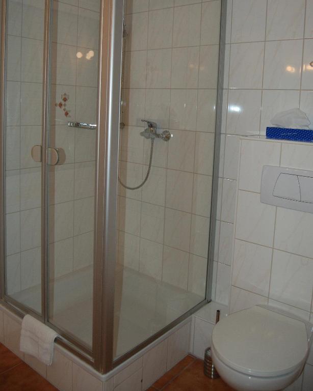 Hotel Sonne - Haus 2 Идштайн Номер фото